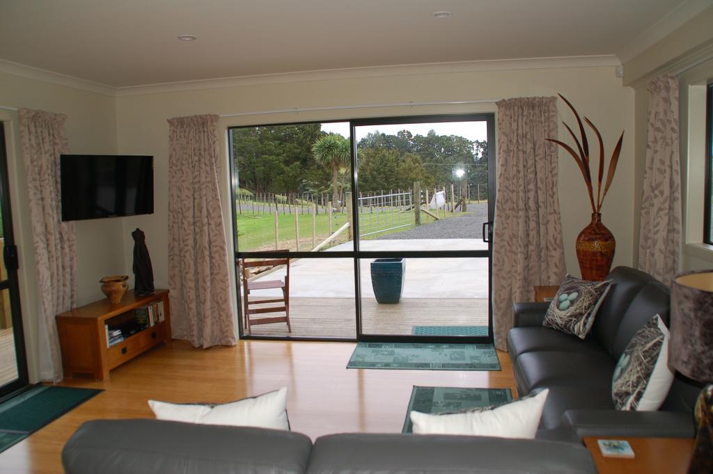 Kohinui Glade Holiday Cottage Parua Bay 외부 사진